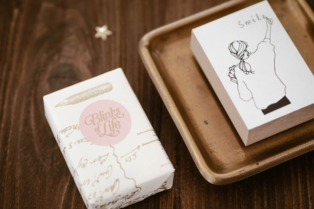 Blinks of Life - Rubber Stamp - Smile