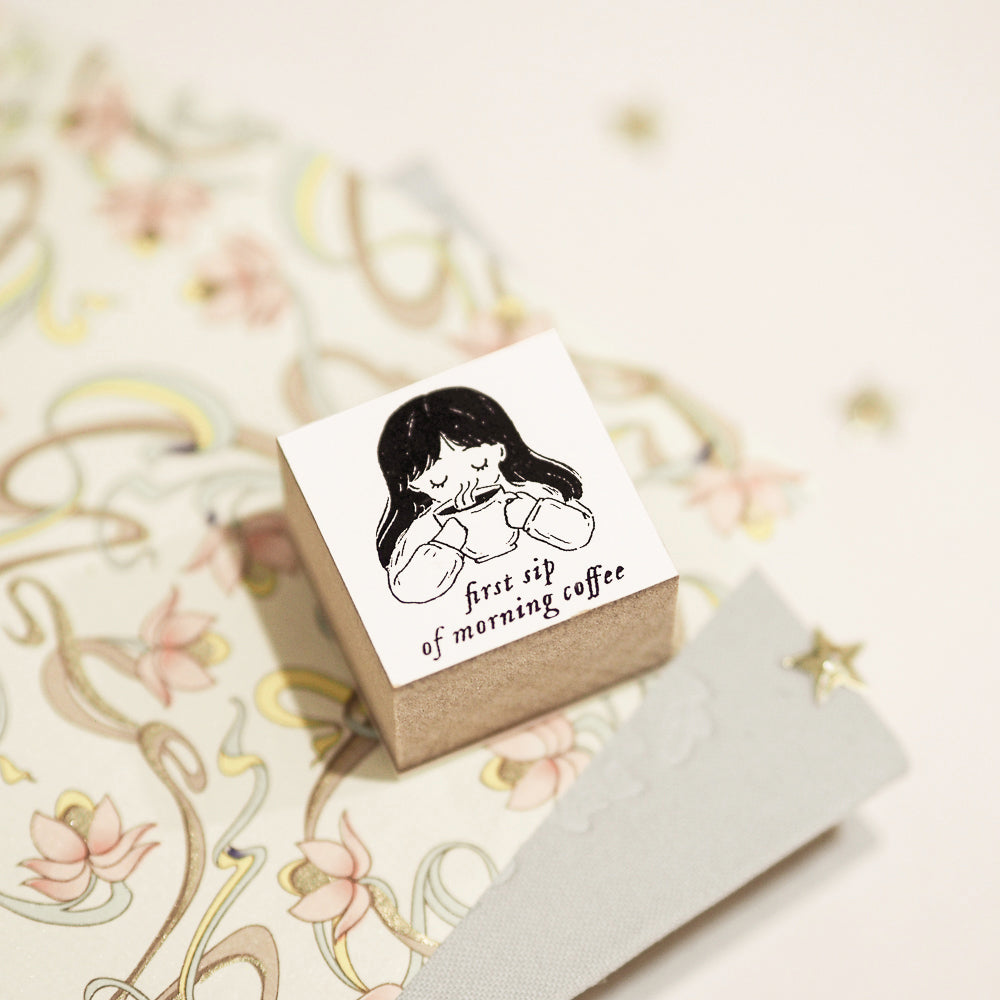 Blinks of Life x My Gratitude List - Simple Pleasures in Life - Morning Coffee