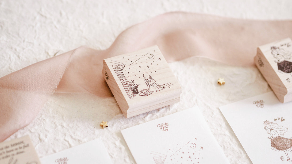 Blinks of Life - Rubber Stamp - Look at the Moon Illustration