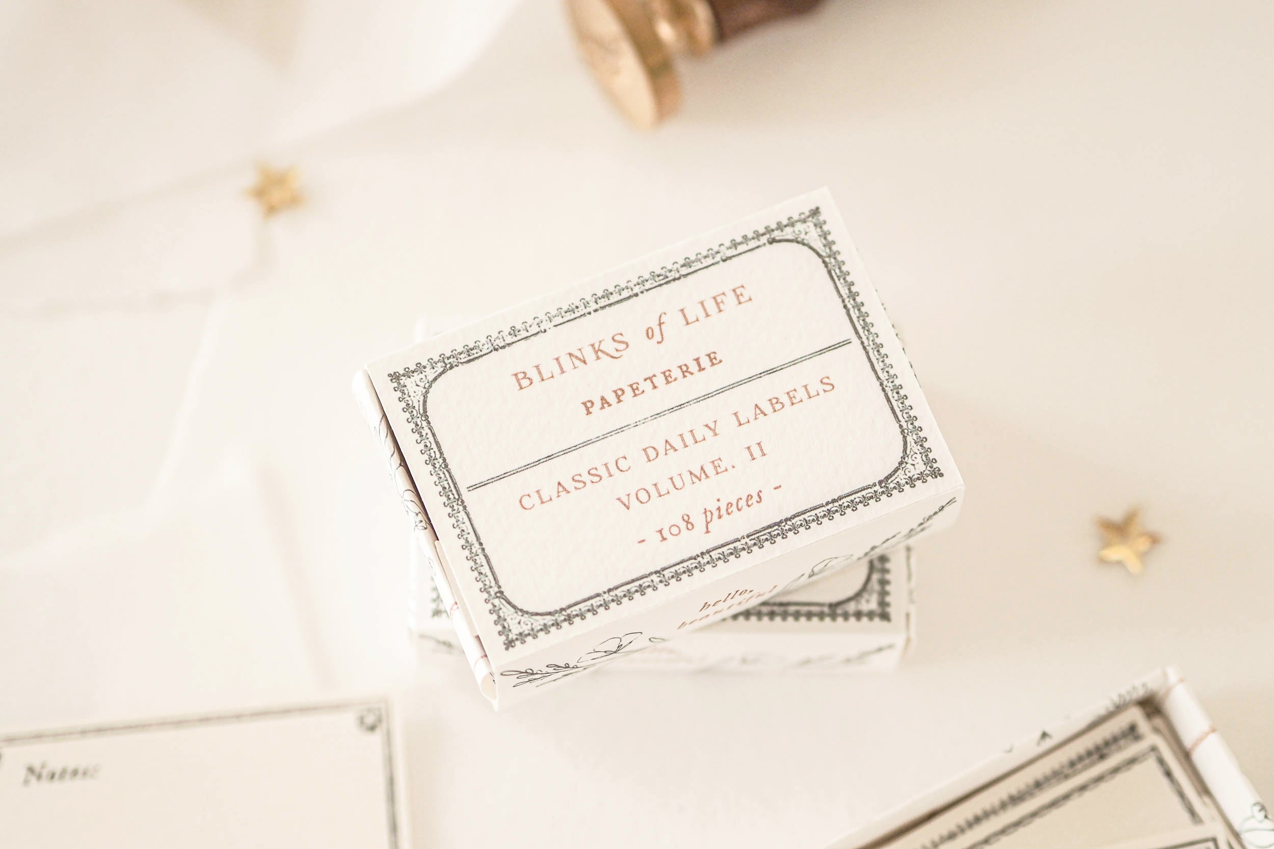 Blinks of Life - Classic Label Box Vol. II - Brown/Ivory Black