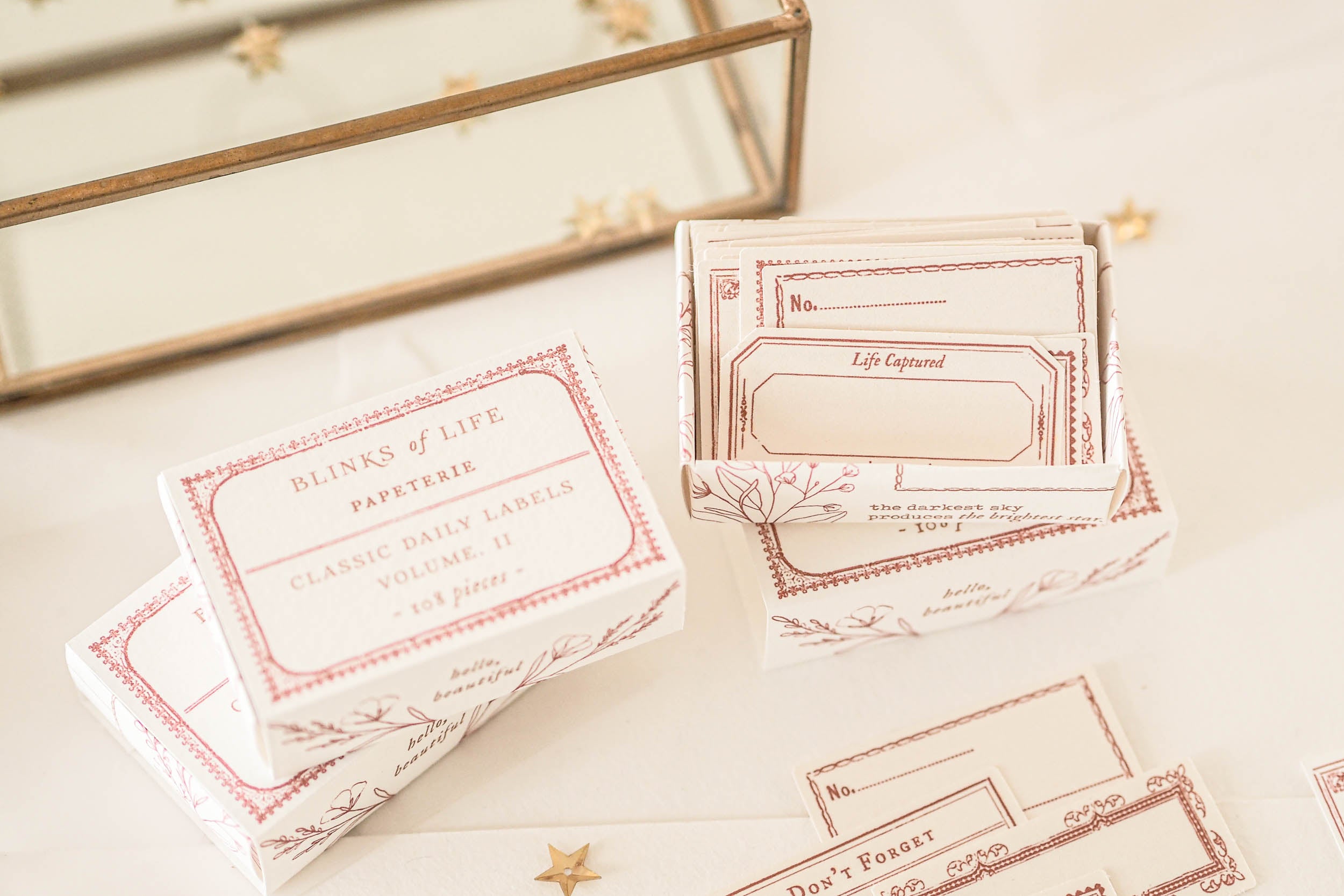 Blinks of Life - Classic Label Box Vol. II - Brown/Vintage Red