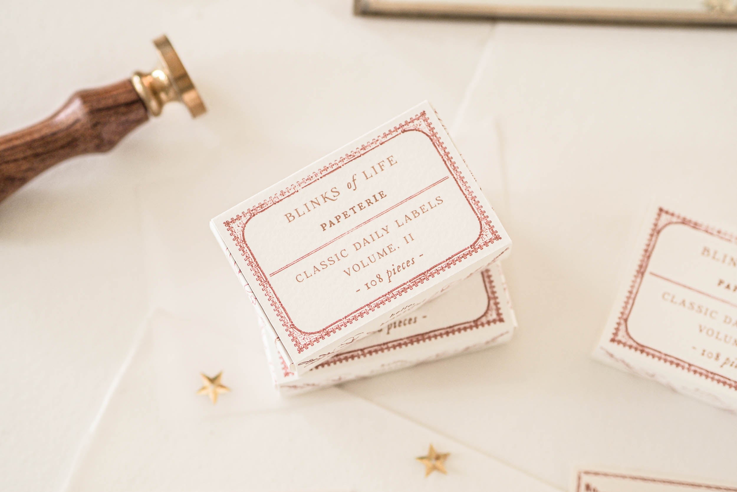 Blinks of Life - Classic Label Box Vol. II - Brown/Vintage Red