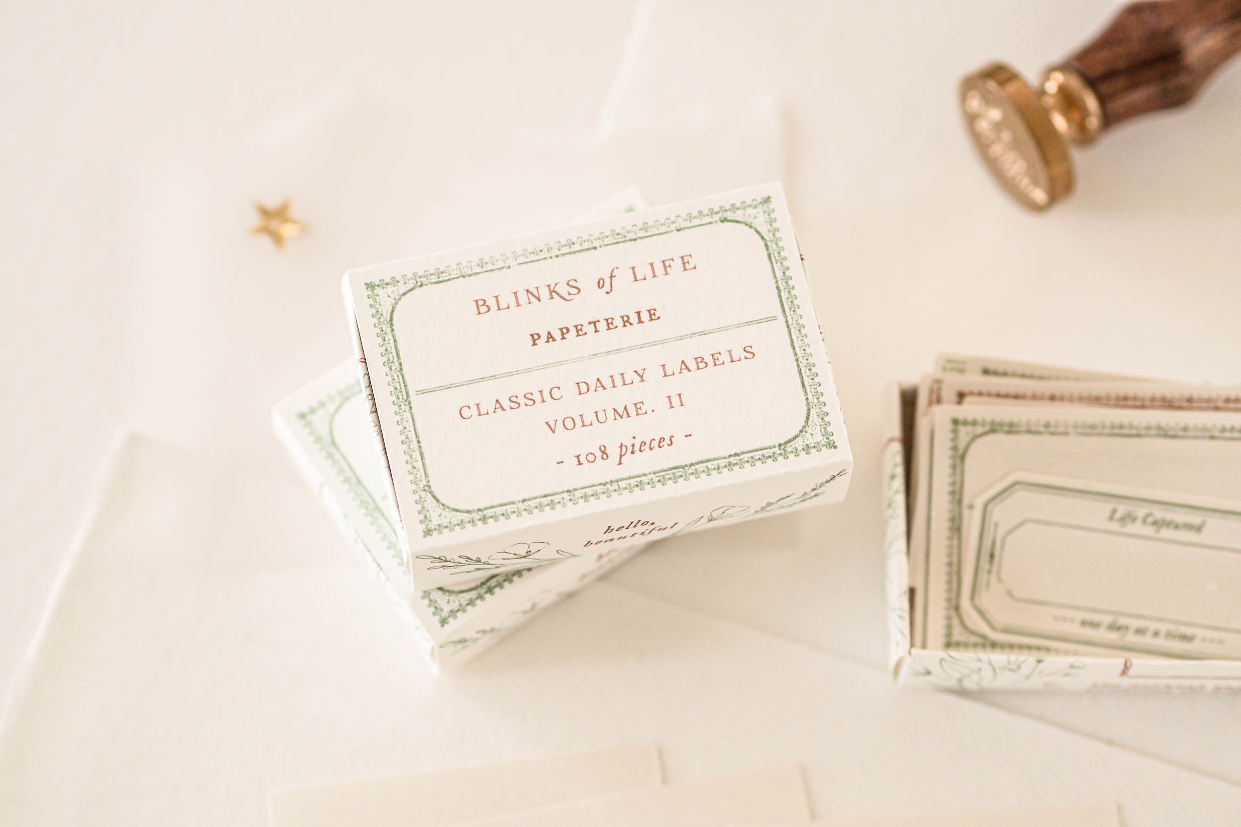 Blinks of Life - Classic Label Box Vol. II - Brown/Sage Green