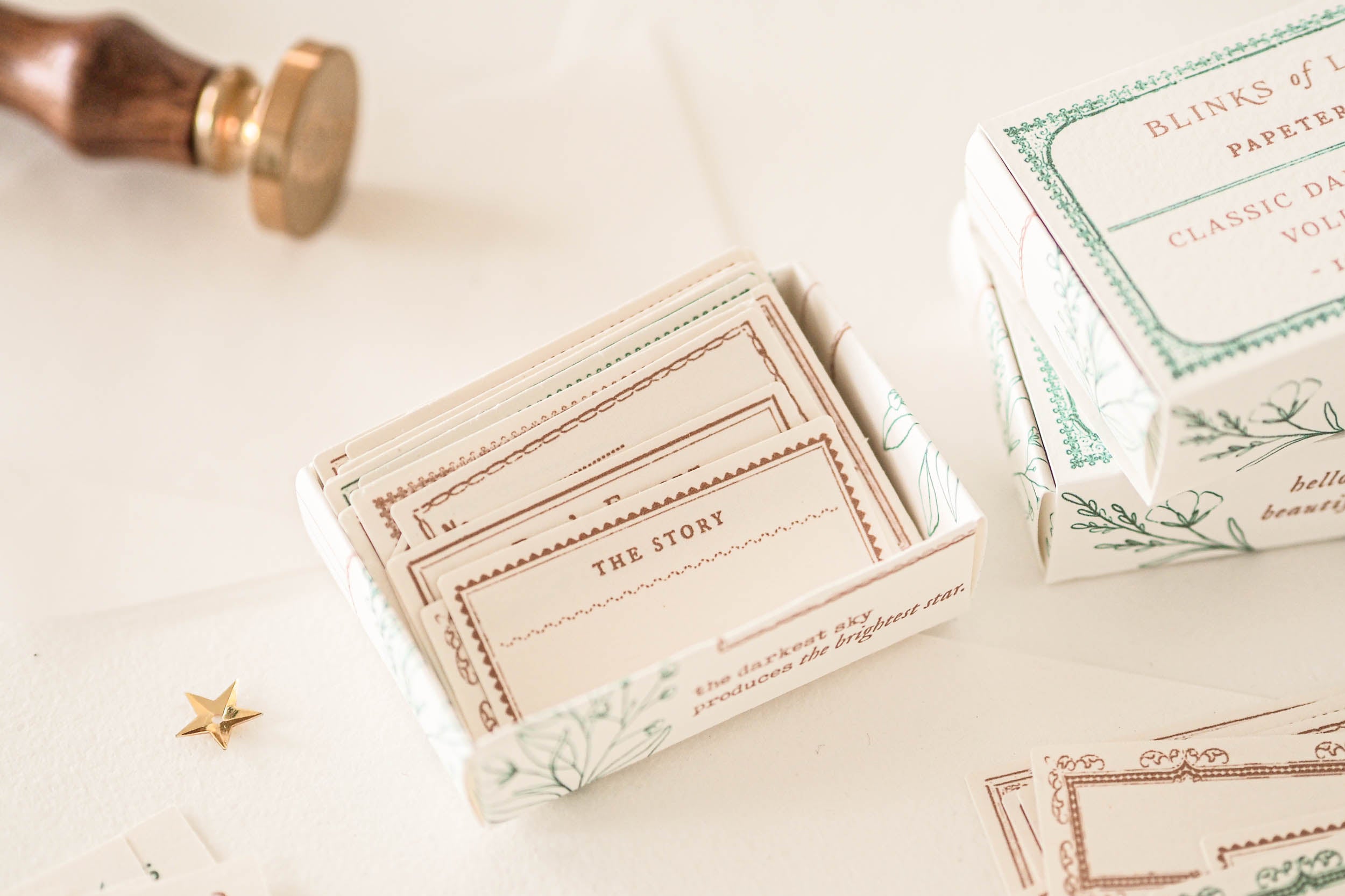 Blinks of Life - Classic Label Box Vol. II - Brown/Vintage Green